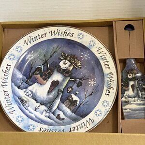 Winter Wishes 10.5" Ceramic Round Cake Pie Cookie Server Set Snowman Design